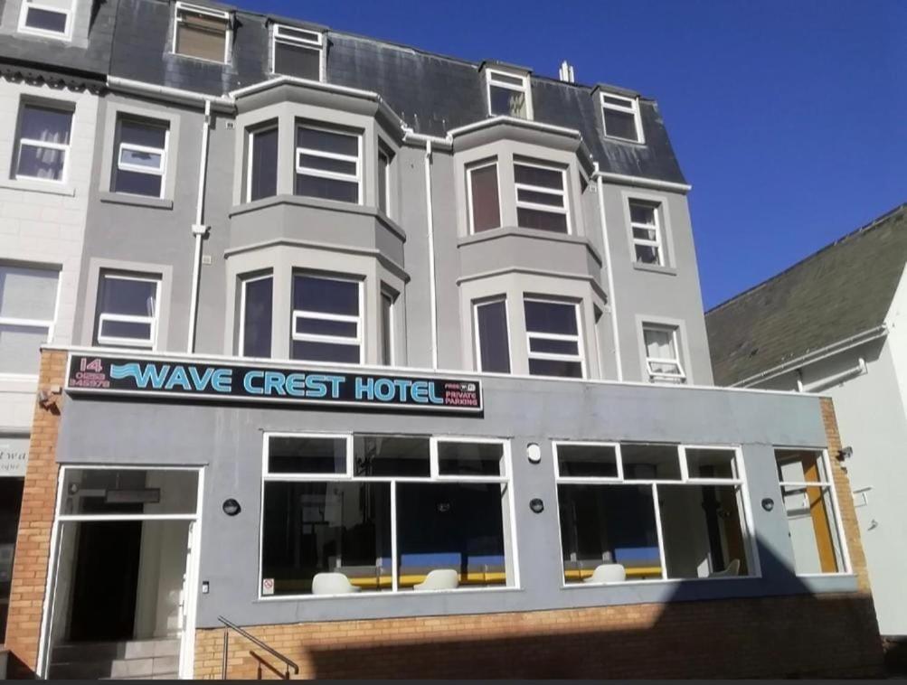 Oyo Wave Crest