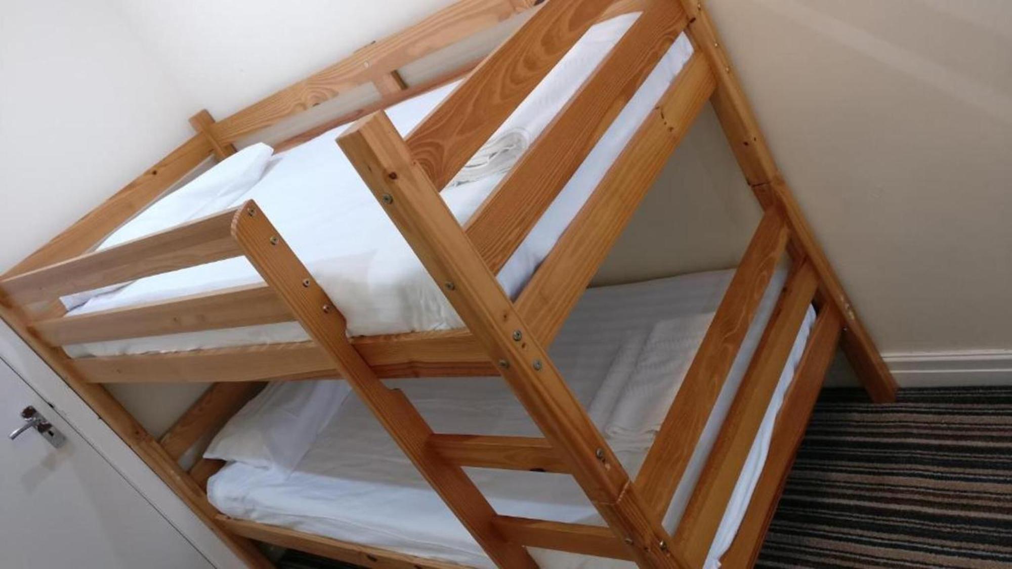 Hotel Oyo Wave Crest