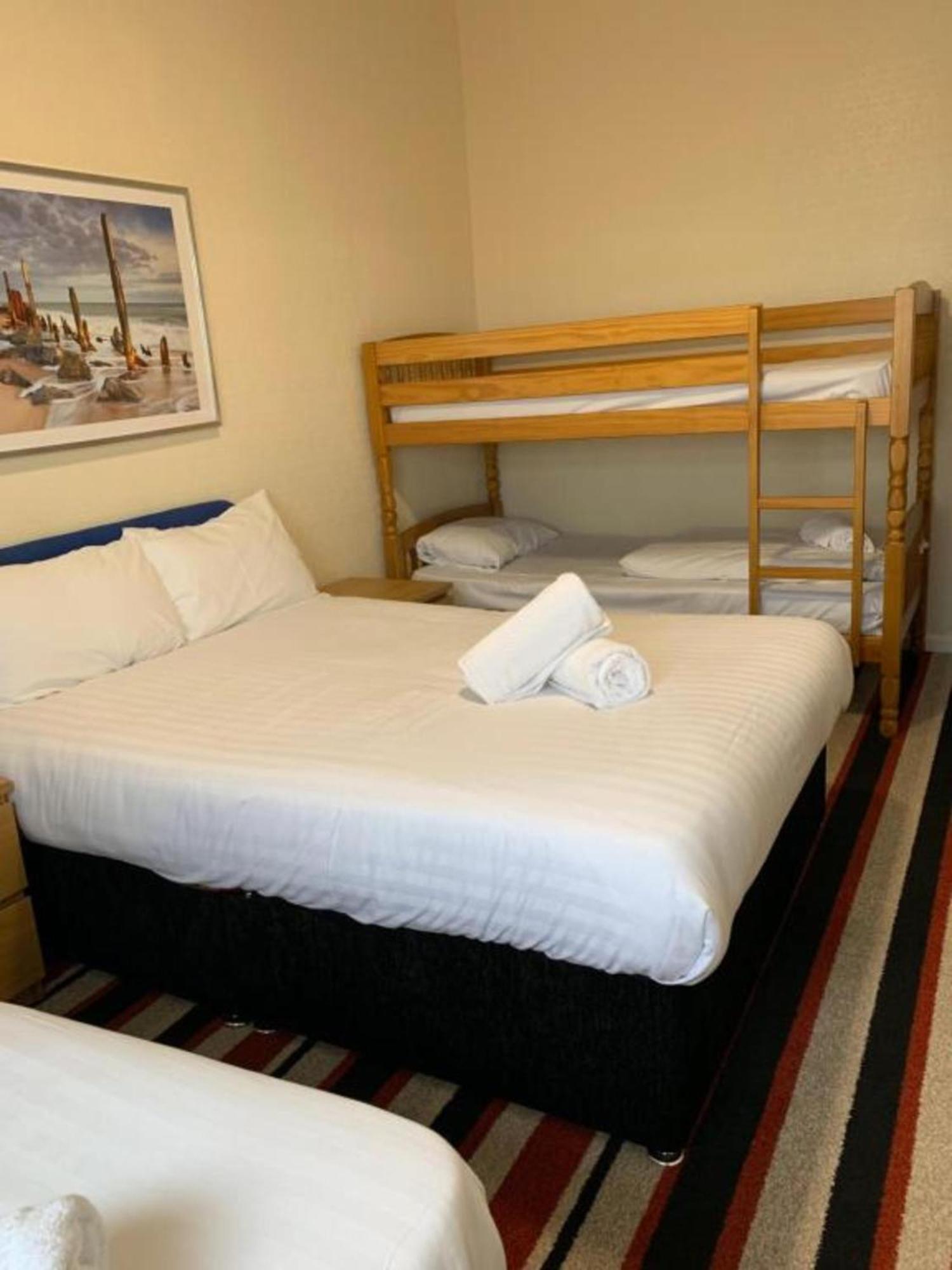 Hotel Oyo Wave Crest Blackpool