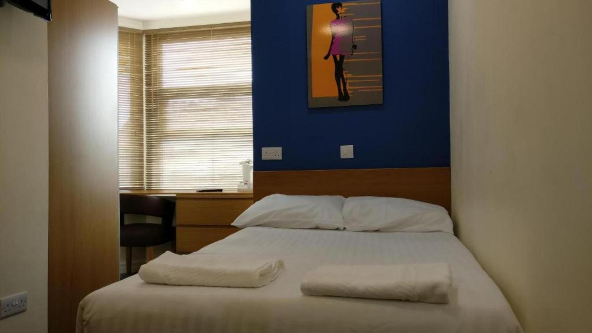 Hotel Oyo Wave Crest
